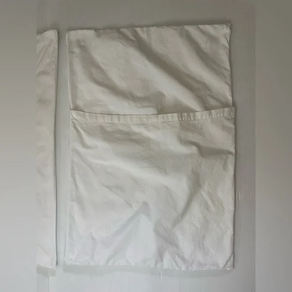 VTG White Cotton Pillow Shams W/ Crochet Lace Trim 25” X 17.5” - Picture 5 of 6